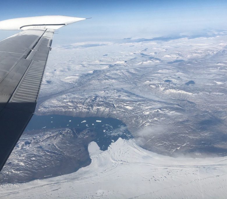 IceBridge estudia el Ártico y la Antártida