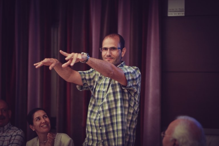 Alberto Nájera López, doctor del área de Radiología y Medicina Física de la Universidad de Castilla-La Mancha. Antiantenas