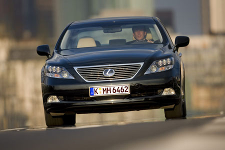 Lexus LS 600h