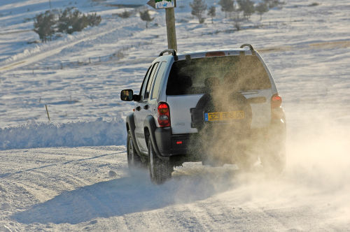 Jeep Cherokee con neumaticos de invierno