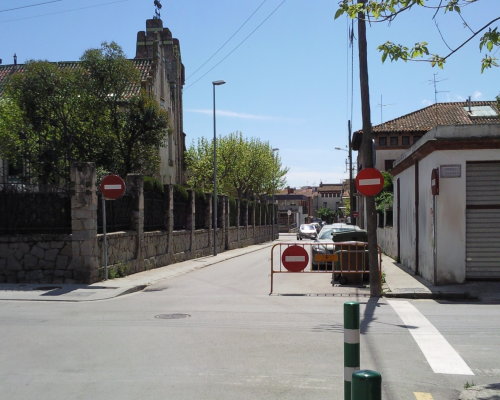 Entrada prohibida en un tramo con circulación modificada por obras