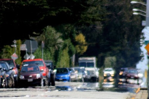 Espejismo en una carretera caliente
