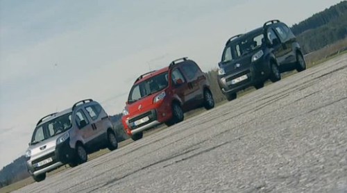 Citroen Nemo Peugeot Bipper Fiat Qubo prueba del alce