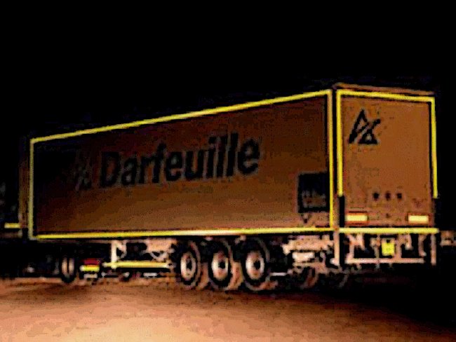 cinta-reflectante-camion.jpg
