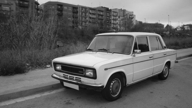 SEAT 124