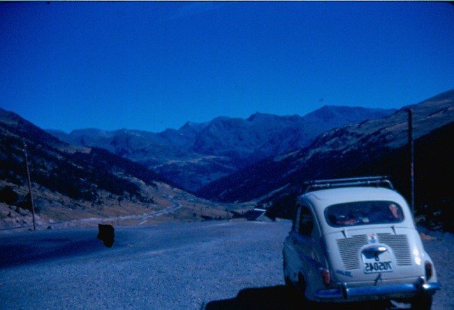Seat 600 - Seguridad vial