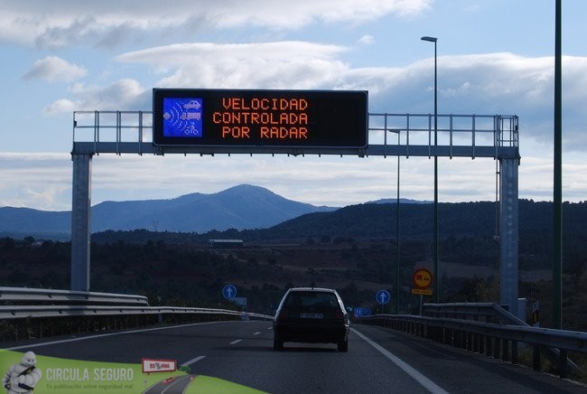 Velocidad controlada por radar