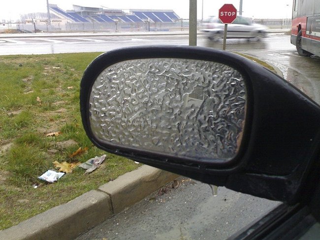 Hielo en el retrovisor por fernand0