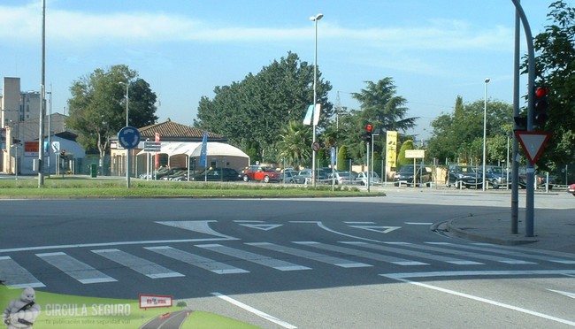 Marcas viales sobre la calzada