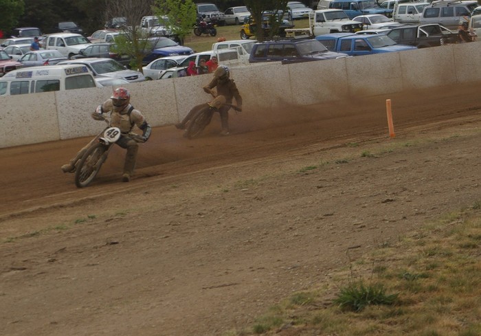 Motos e curvas