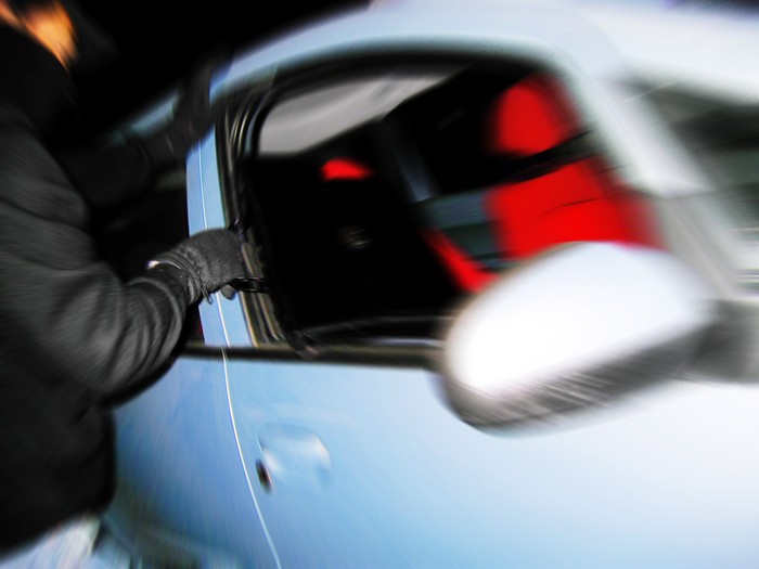 Dez conselhos para evitar os assaltos aos carros