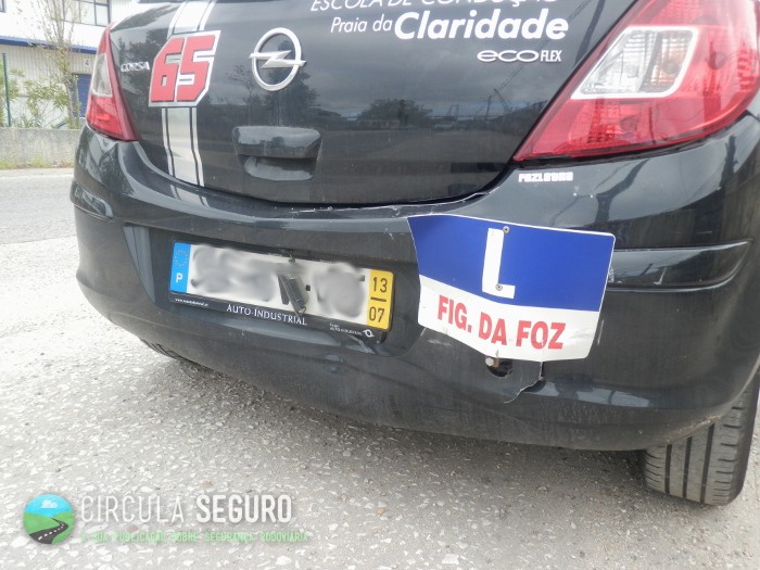 Carro de instrução não é invisivel