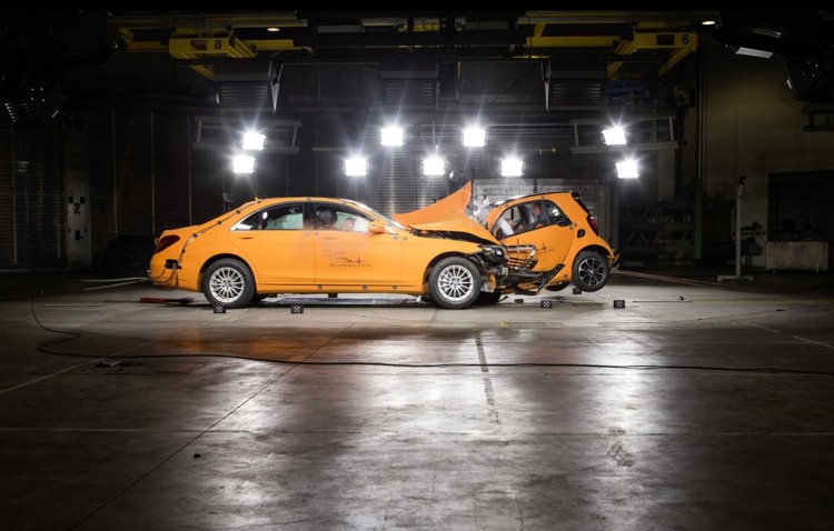 smart fortwo vs Mercedes S
