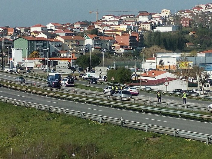 Uma operação Stop em via rápida
