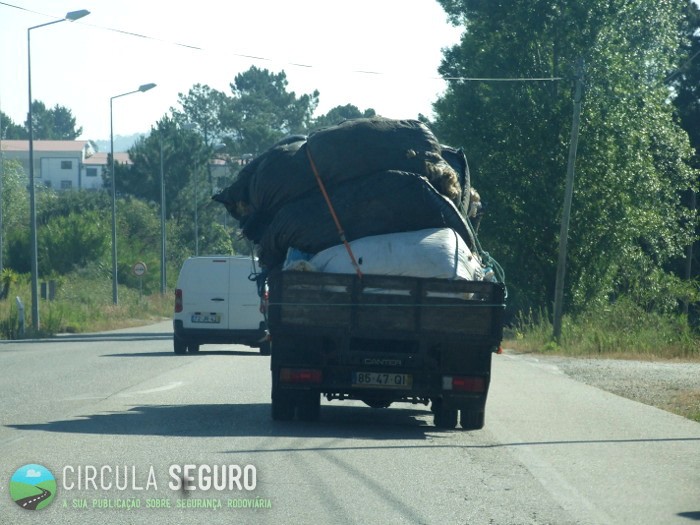 Carga mal acondicionada, morte anunciada