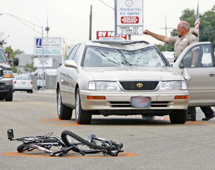 No trânsito rodoviário a bicicleta é o elo mais fraco e o seu condutor a vitima