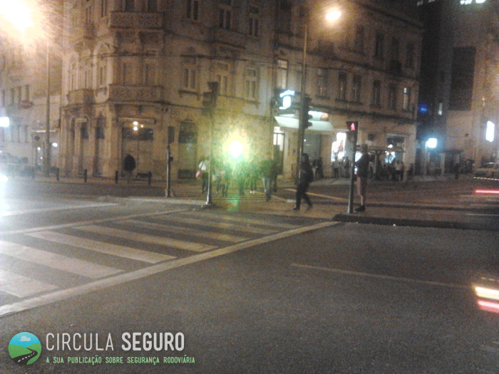 Circulação nocturna e respeito pela sinalização