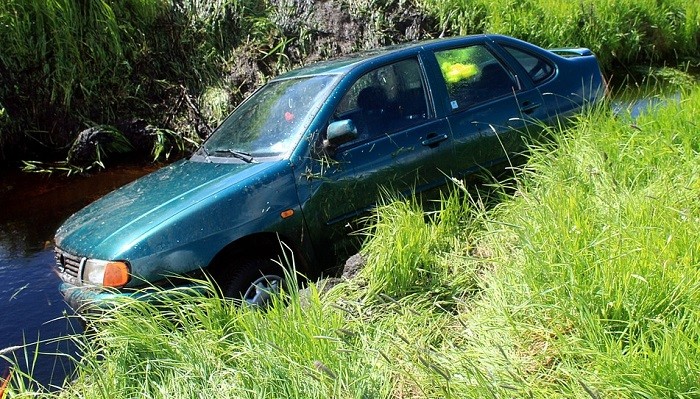 car-accident-811078_960_720