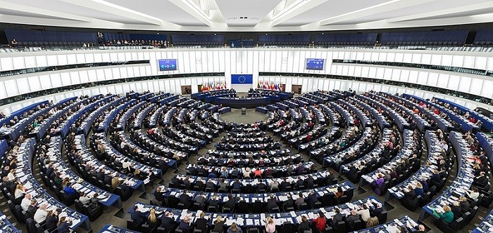 A União Europeia regulou as novas regras de segurança rodoviária que os carros novos terão que cumprir.