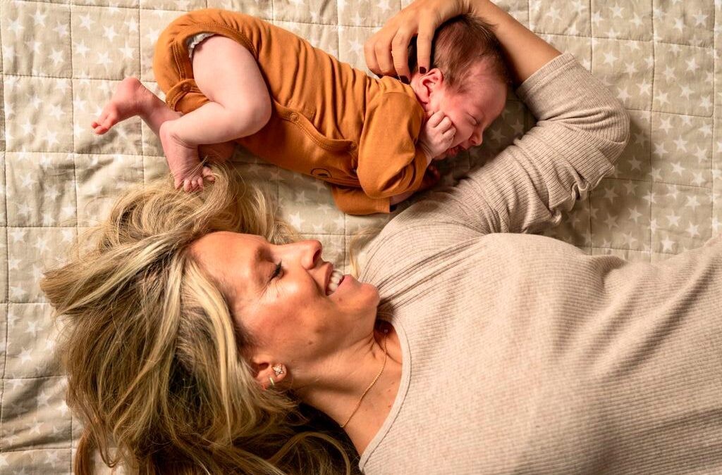 «El estado natural de los padres es la confusión». La influencer @belenyni nos habla de las luces y sombras de la maternidad
