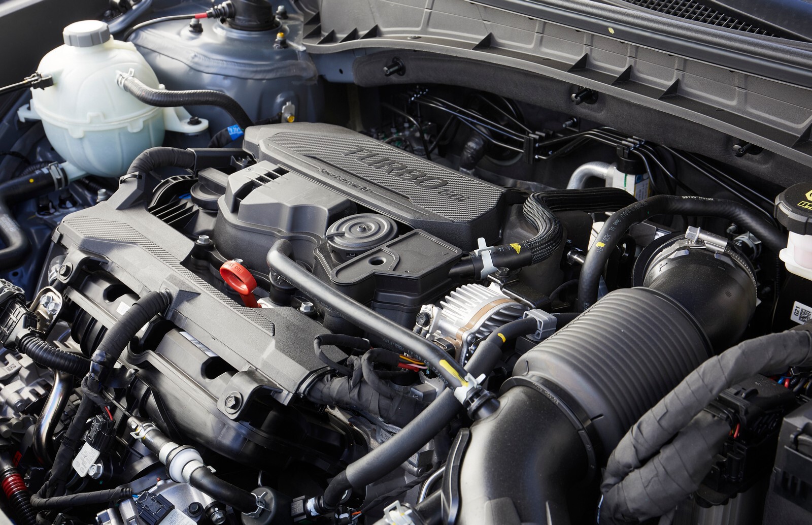 Motor de un SUV