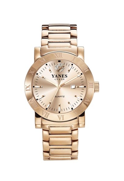 Reloj de acero rosado, de Yanes Young (145€)