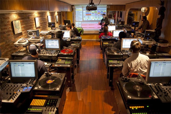 dubspot
