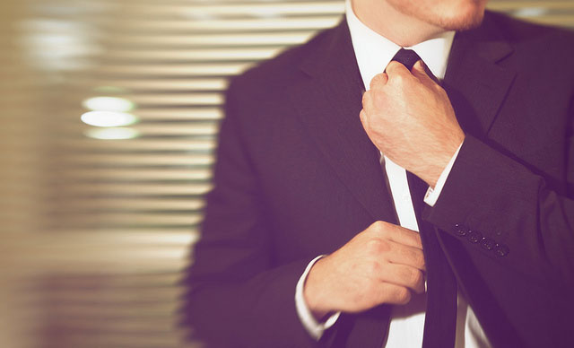 Aprende a hacer el nudo de corbata