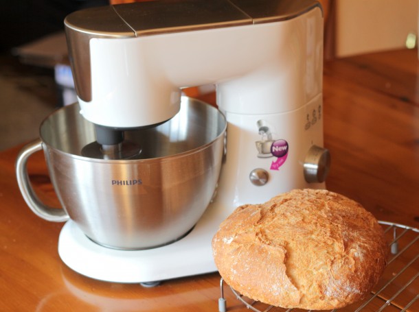 El robot y el pan payés casero