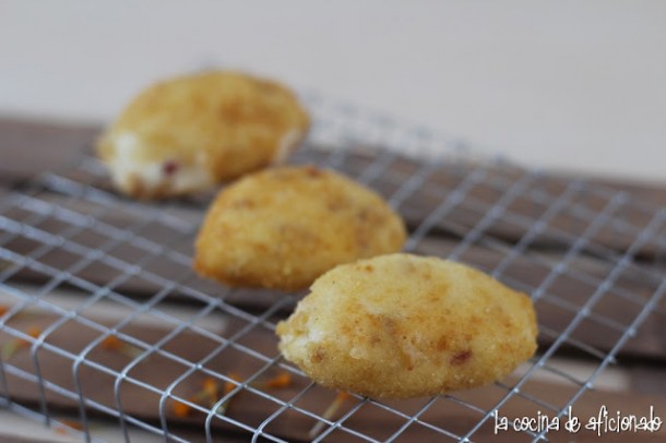 Croquetas cremosas de jamón y pollo (2)