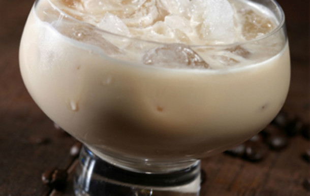 coctel-ruso-blanco-helado-receta