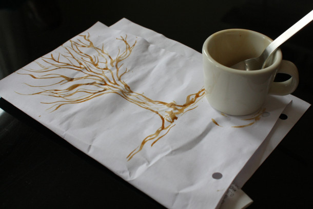 Técnica para pintar con cafe