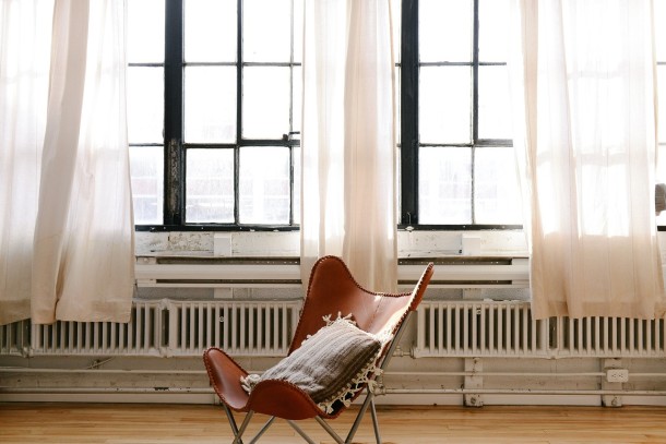 chair-690341_1280