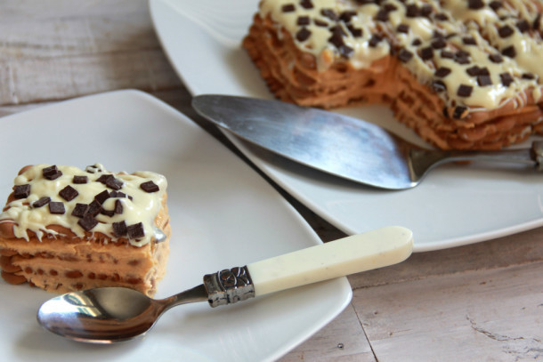 tarta de galletas y crema de café