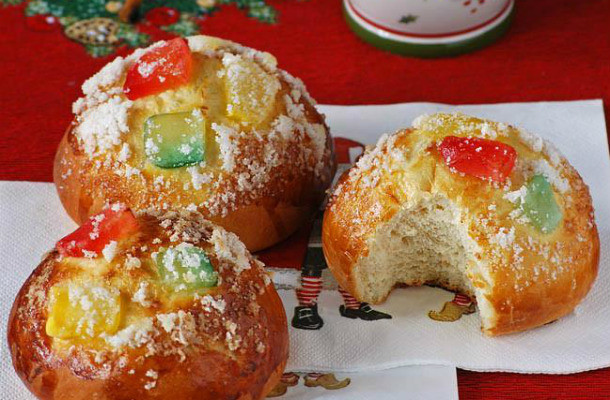 Roscones en forma de bollo