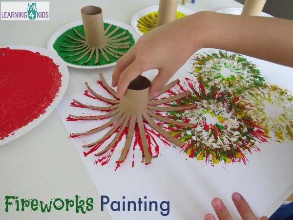Making-fireworks-with-paint-and-cardboard-rolls.-Great-new-years-celebration-activity