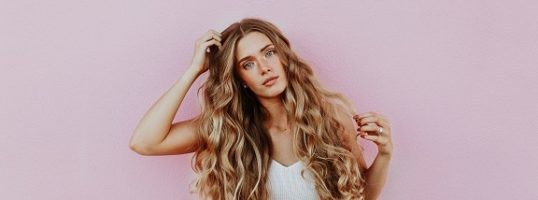 pelo rizado