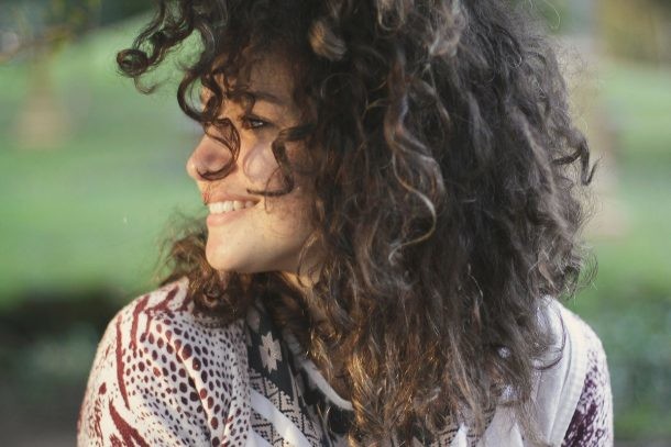 pelo rizado