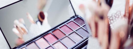 neceser maquillaje productos básicos