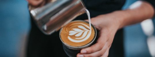 Café en el restaurante