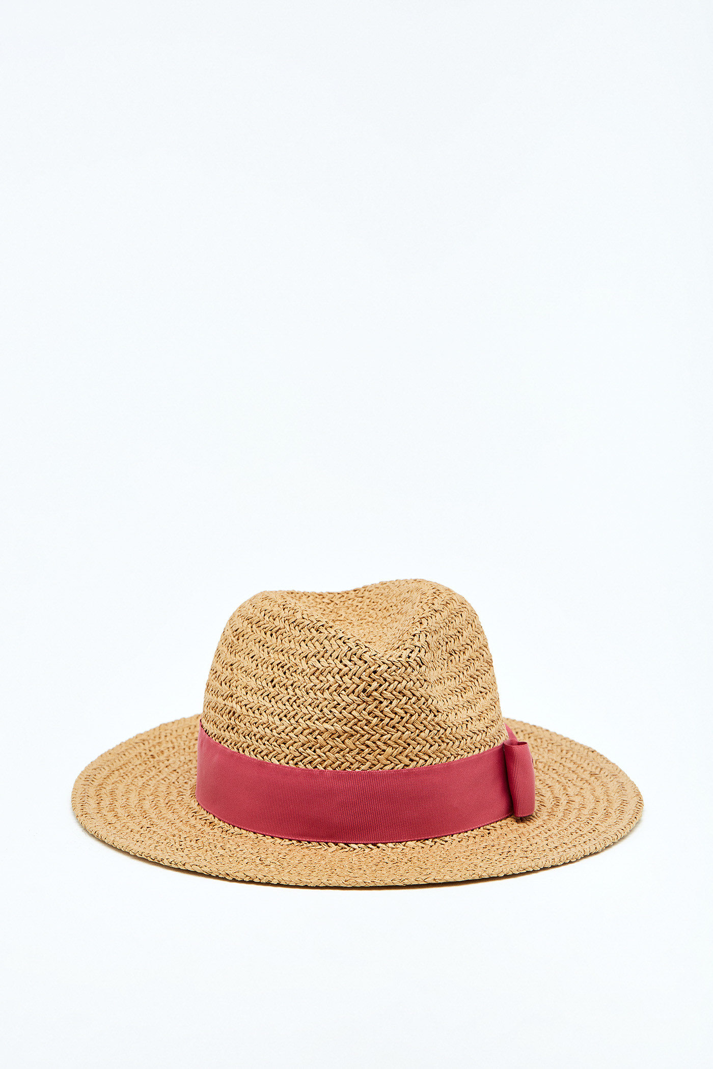 gorro maleta para las vacaciones