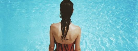 hidratar el pelo en verano