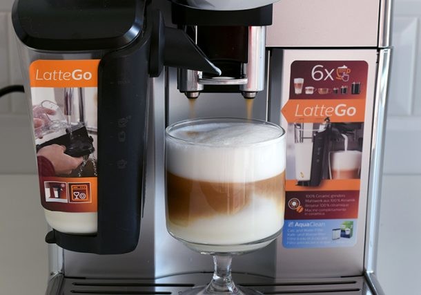 Cafetera Philips Latte Go!