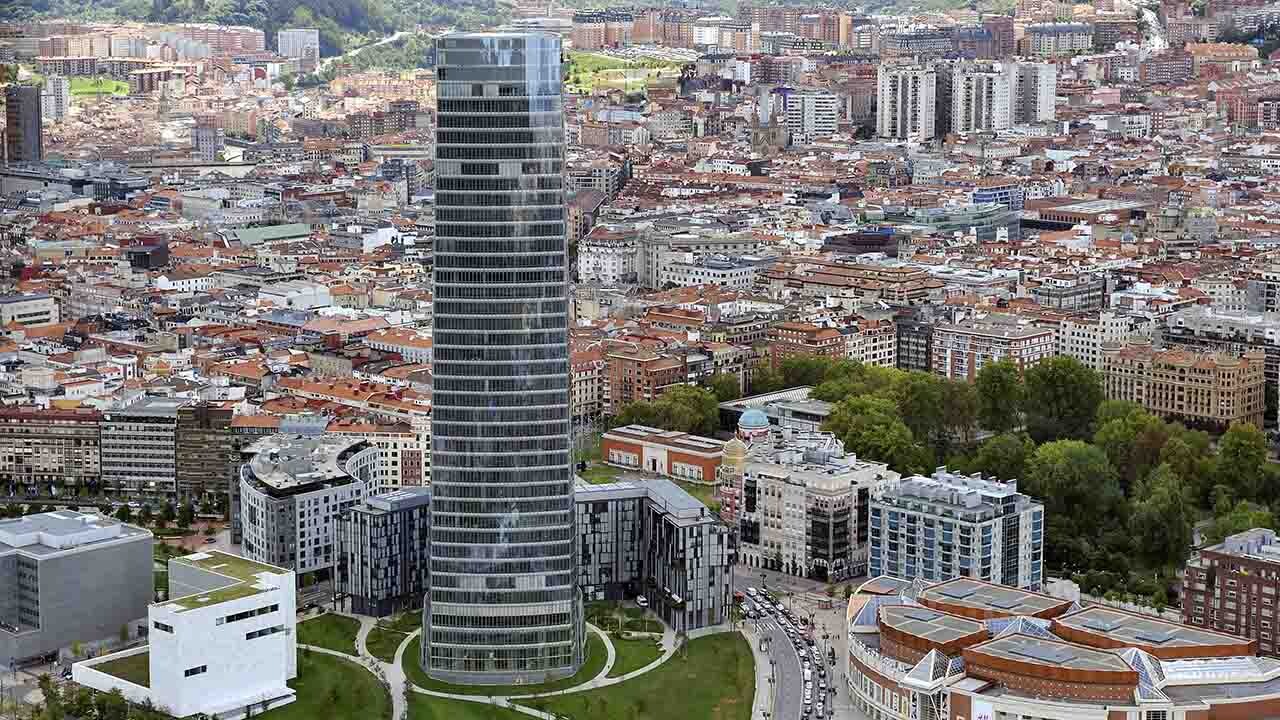La Torre Iberdrola está entre los edificios más sostenibles de España.
