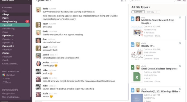 Un poco chat, un poco blog, un poco repositorio de información.