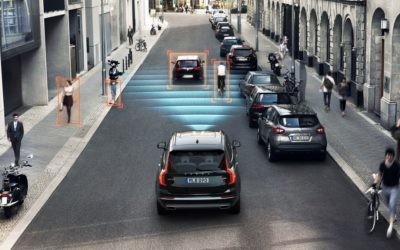 Así es como la conectividad hace tu coche más seguro (y se protege para ser más segura)